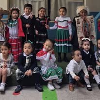 Alumnos en actividad escolar